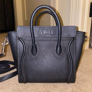 Nano Luggage Bag in Black